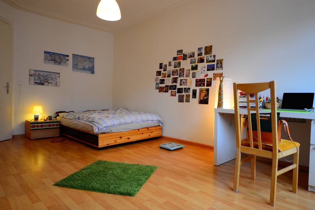 Bedroom (private)
