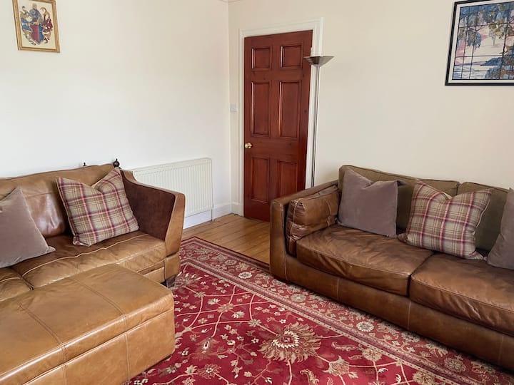 Cosy Cottage In Central Location Near Edinburgh - 린리스고