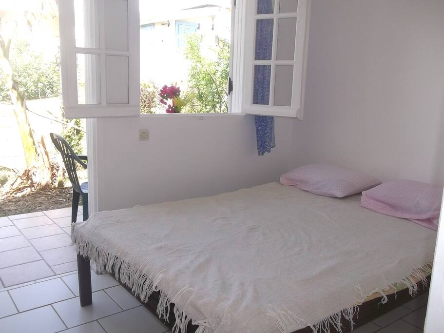 Chambre avec lit 2 personnes