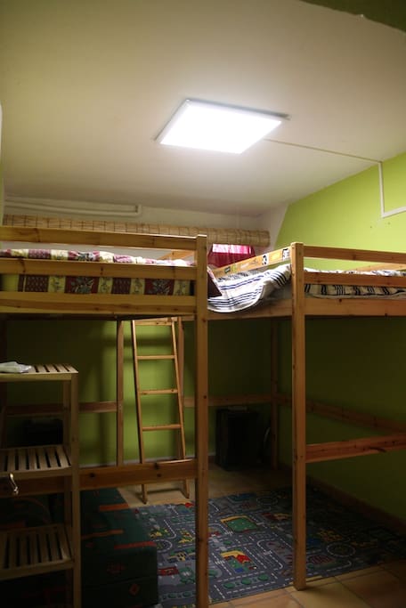 chambre jumelle avec les deux lits mezzanine en 90