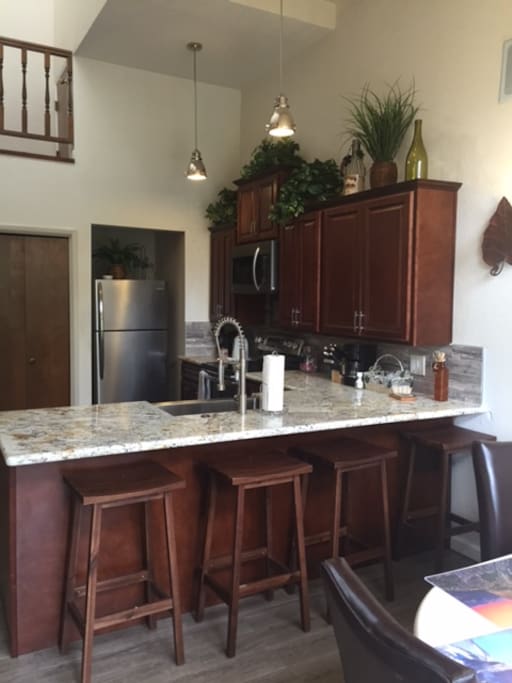 New Kitchen with breakfast bar