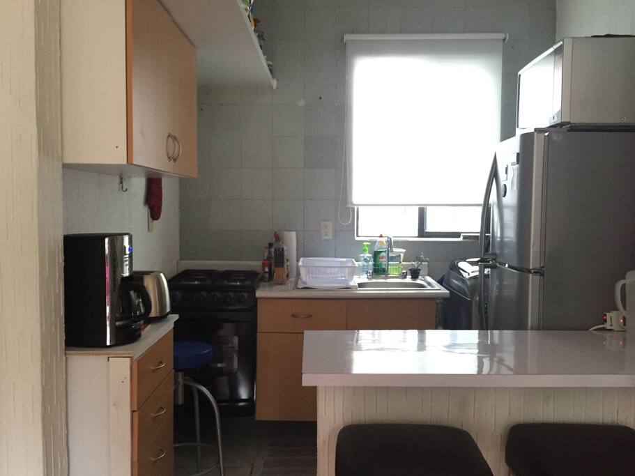 Kitchen with breakfast bar