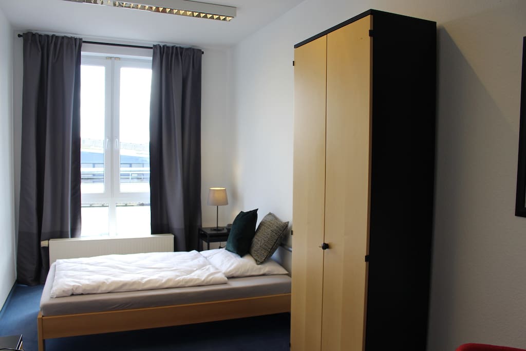Einzelzimmer 3