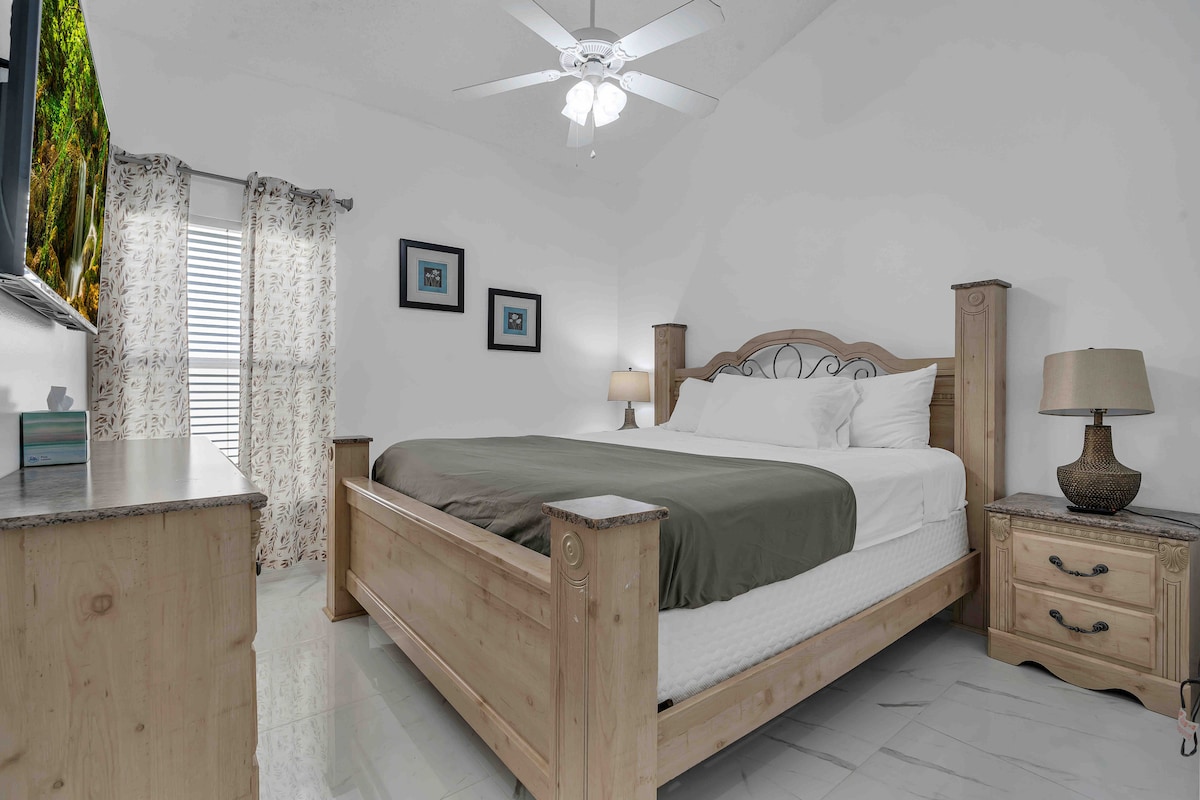 第二间主卧……加大双人床！ 