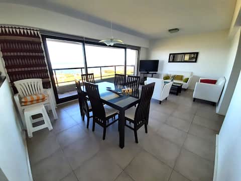 Top Airbnb: Oceanfront apartment, Torres del Golf en Puerto