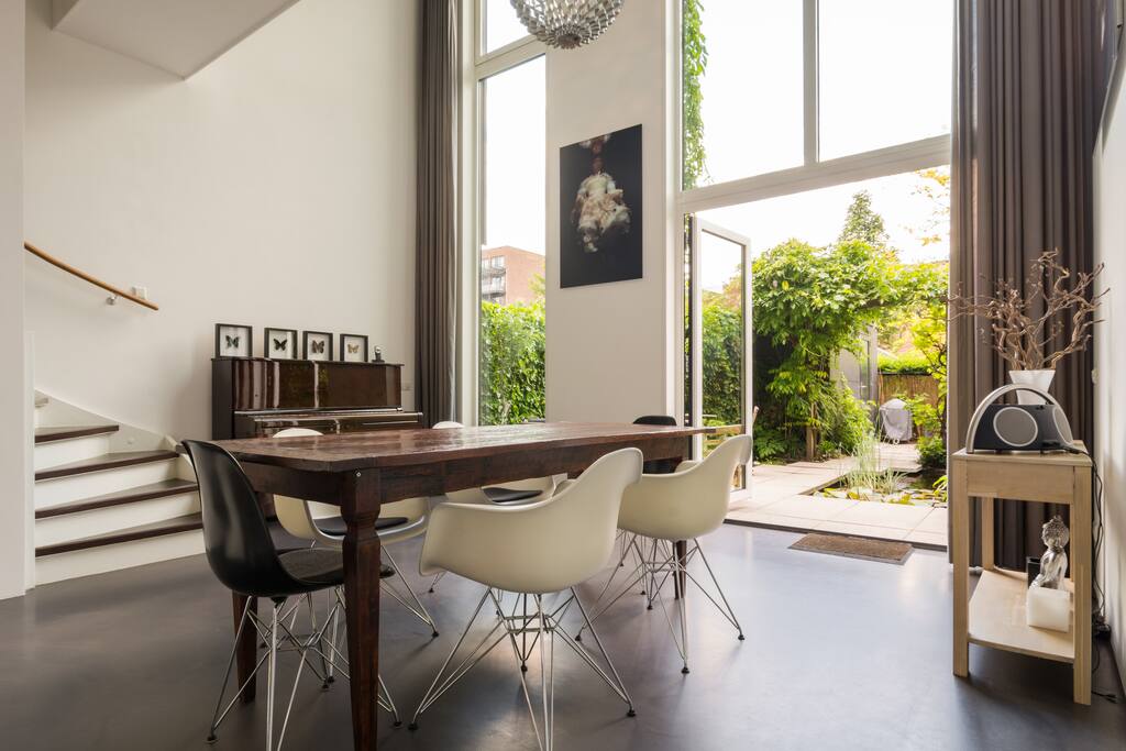 Kitchen and entry to the garden