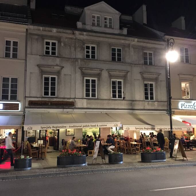 Budynek od strony Nowego Swiatu