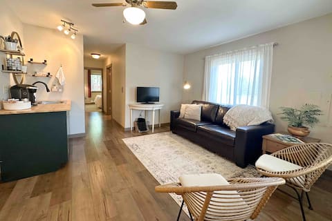 Cascade Valley Homestead