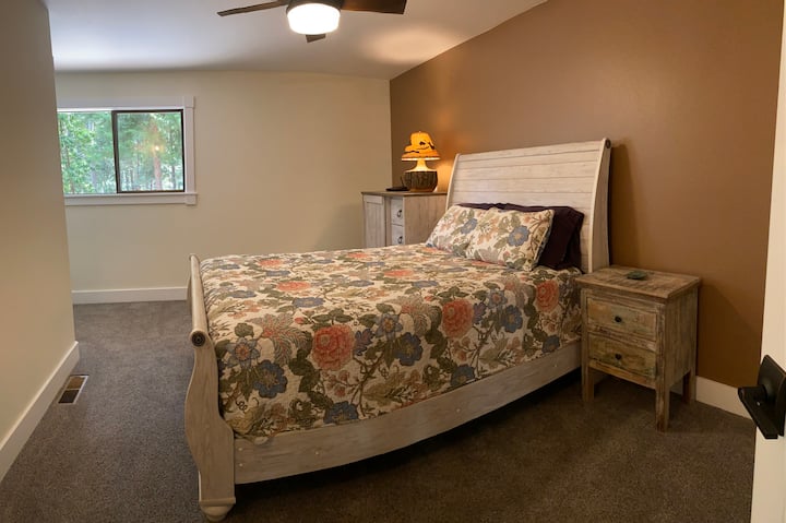 Spavaća soba 2 bračna kreveta (160x200)