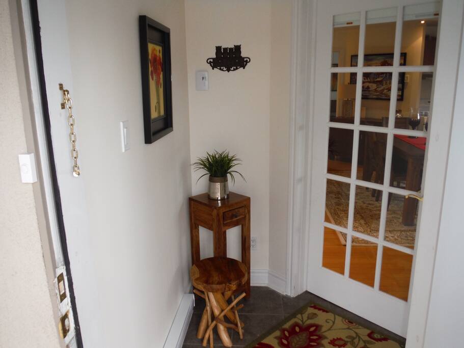 Bienvenue chez vous, une visite s'impose! Welcome home, start your visit here!