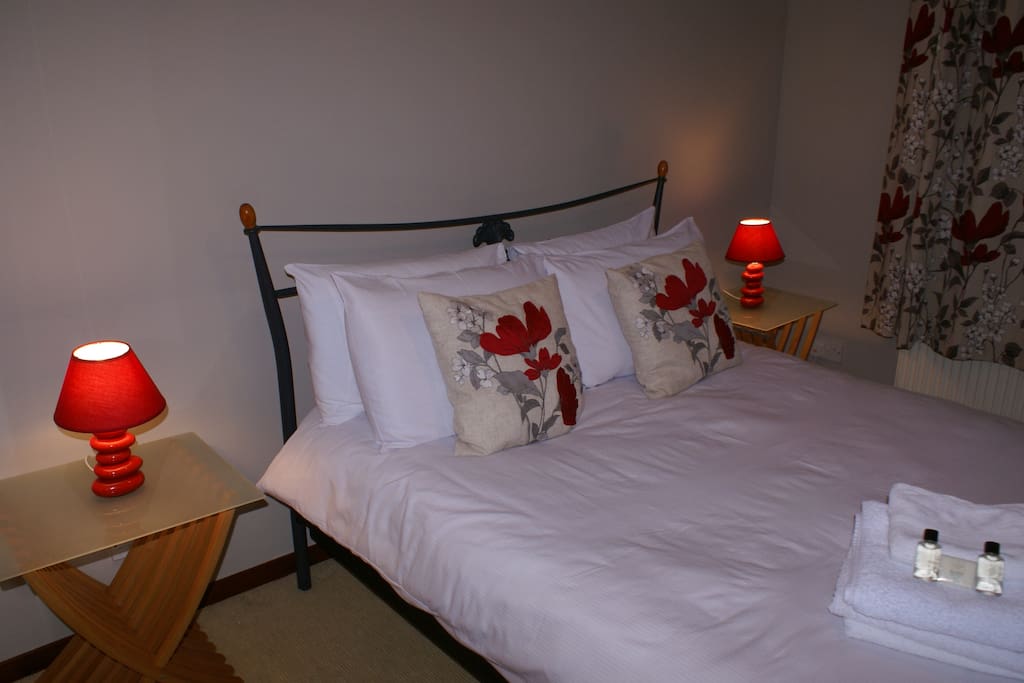 Main Bedroom 1