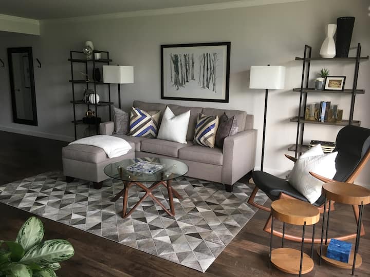 Executive Lookout:  See-all, Be-all, Luxury Condo. - Sacramento, CA