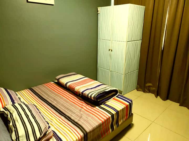 საძინებელი 1