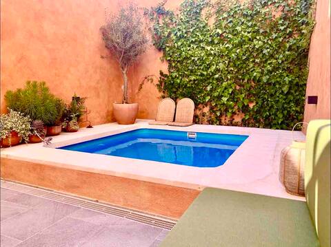 Exquisite Village House in Altafulla