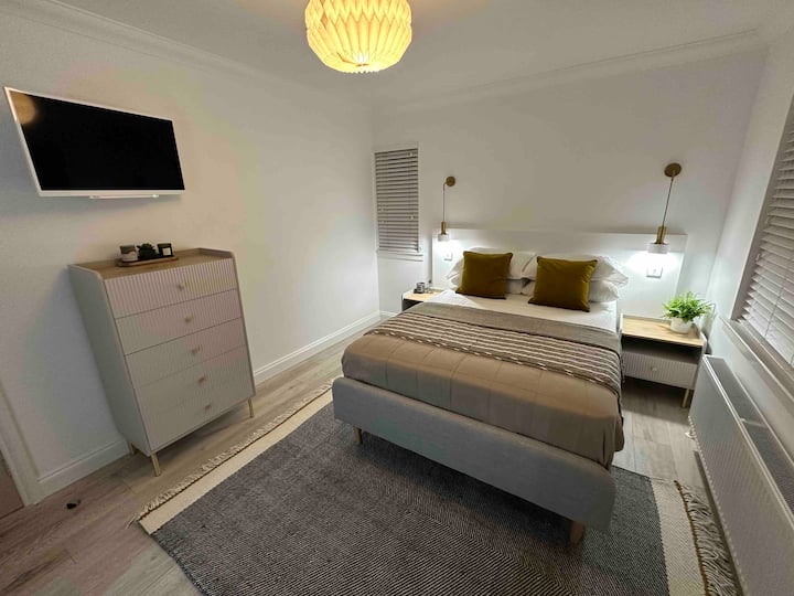 Основна спалня