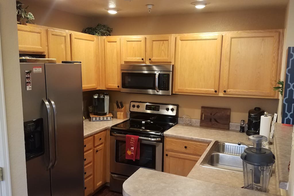 Full Kitchen, New Appliances