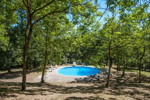 Delightful Villa in hillside estate, 1 hr to Rome