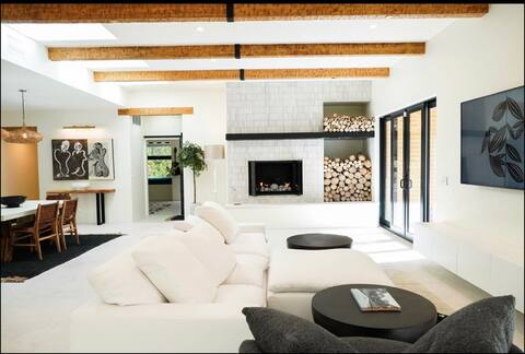 Villa Nova: Exquisite Permitted Air B&B PL22-0126