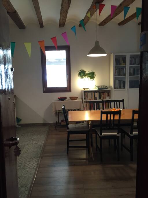 Desde la puerta principal