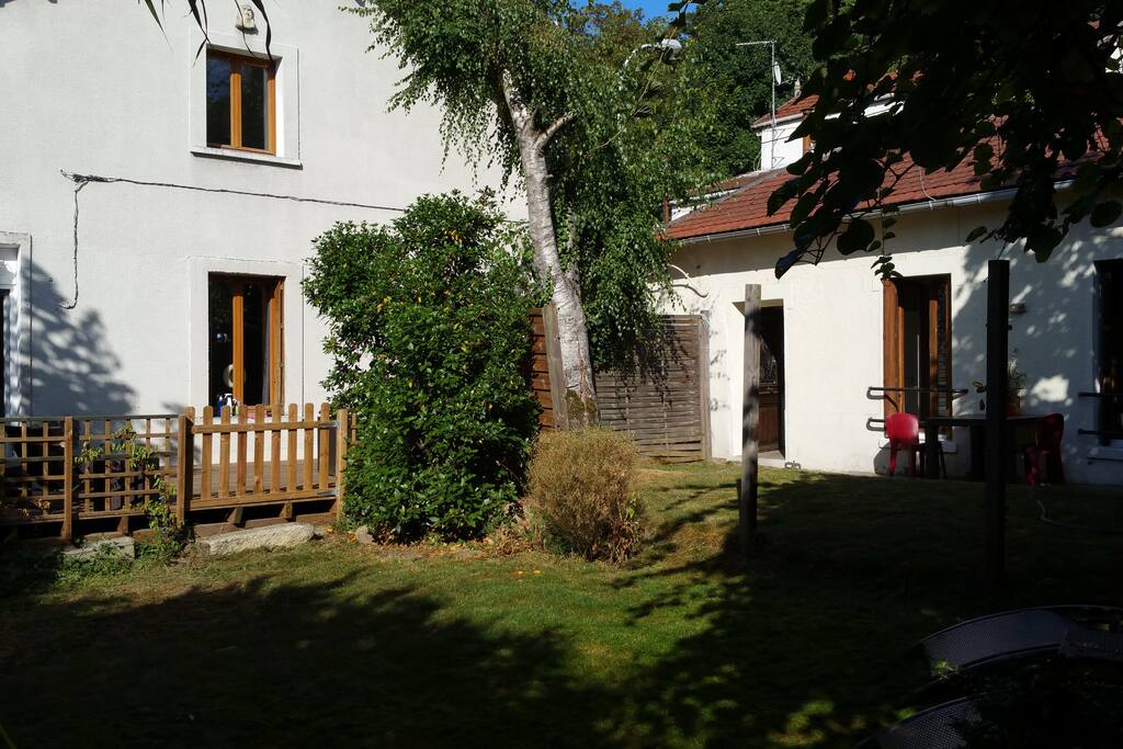 MAISON 80M2 ET 30M2