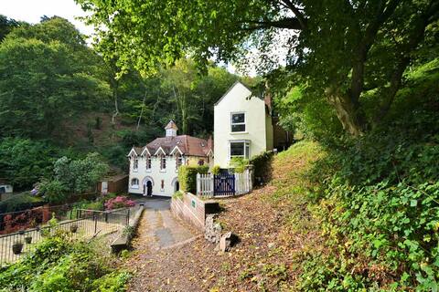 Rural Holiday Cottage in the Scenic Malvern Hills.