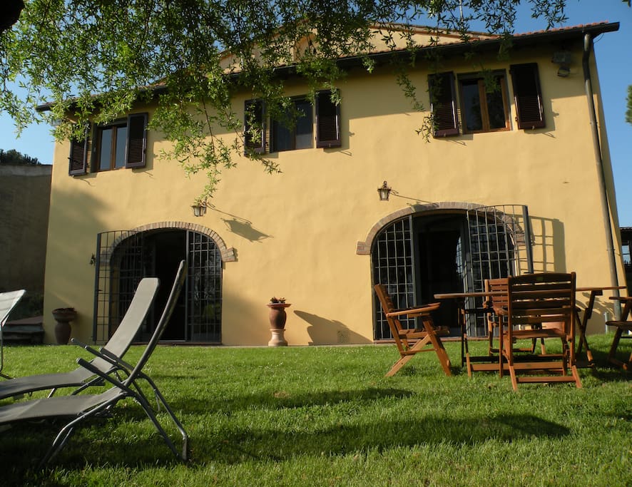 The house and the garden