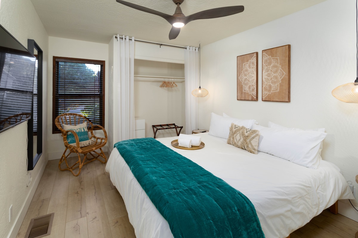 Chambre 1 (rez-de-chaussée - lit King Size)