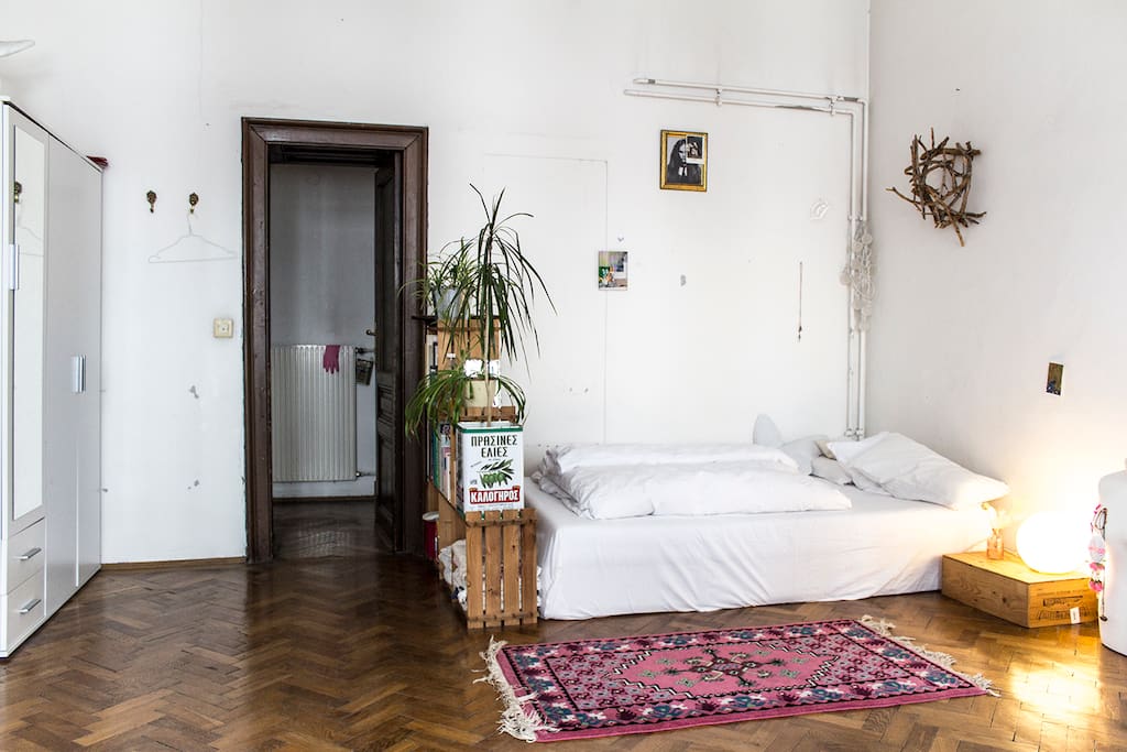 the bedroom with a double bed