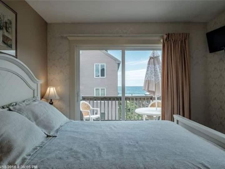 Vista desde el dormitorio principal, balcón