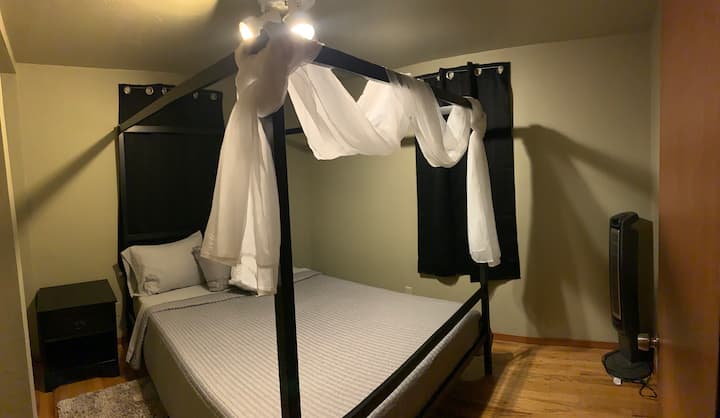 3つ目のベッドルームは、フルメモリーフォームマットレス（中程度の硬さ）を備えたプリンセスルームです。