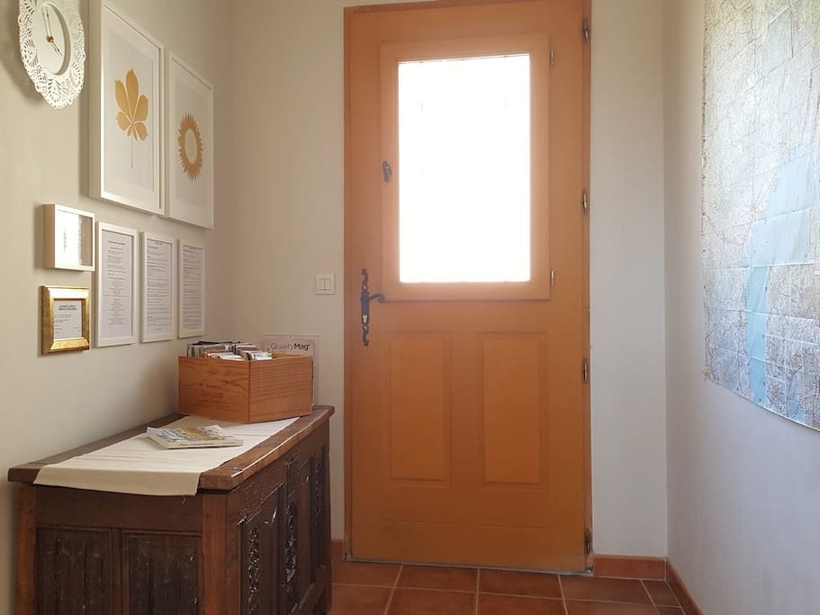 L'entrée commune aux 3 appartements