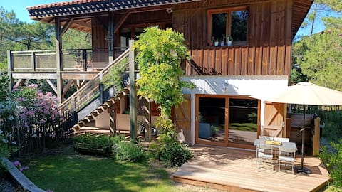 Popular Airbnb listing: Apartment in beach house in Moliets Et Maa