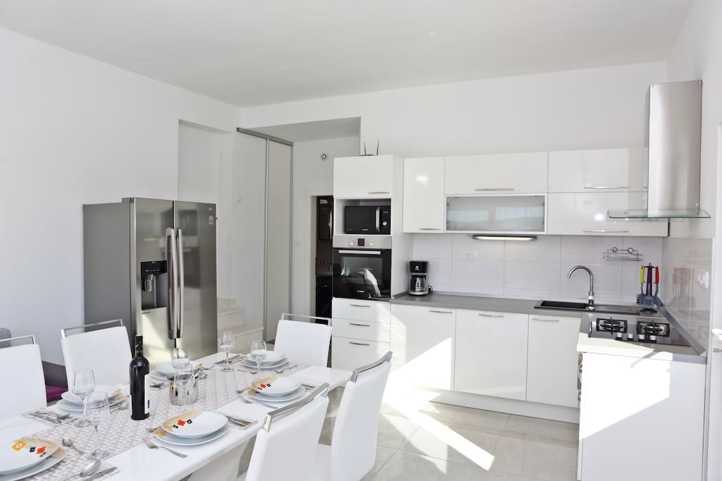 Kitchen 1