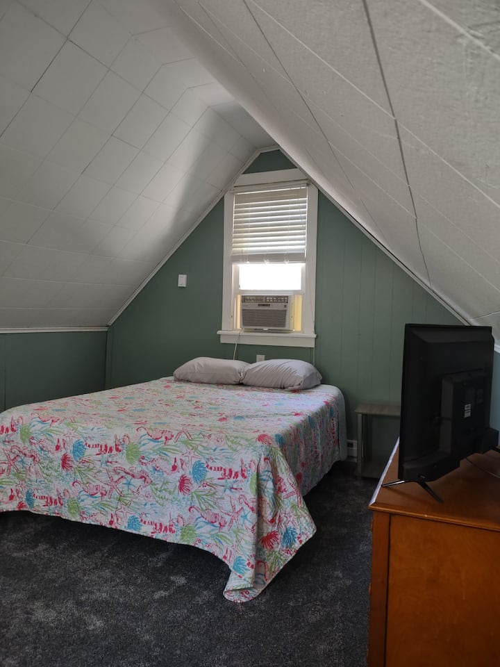 10 Best Airbnb Vacation Rentals In Sylvan Beach, New York Updated