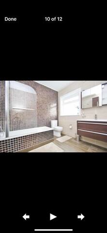 Luxury modern house in heart of London gallery image 3