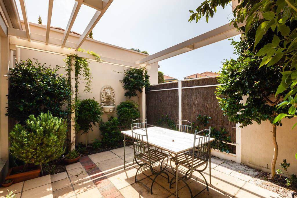 Courtyard perfect for summer!