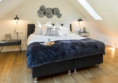 WachtRaum☆Deluxe Room in best old town location ☆