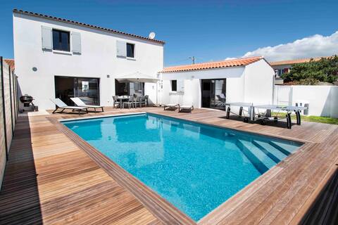 Les Mouettes 5* / Heated pool