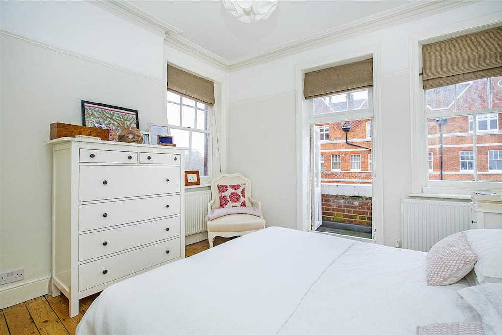 master bedroom, view of park