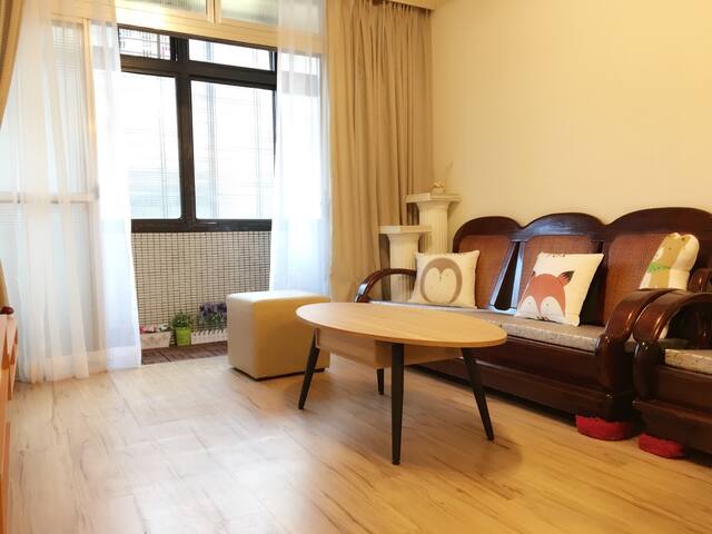 3 bedroom apartment in Taipei City, near MRT O10 gallery image 2