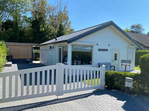 Bungalow Scheldezicht in Zeeland close to the sea
