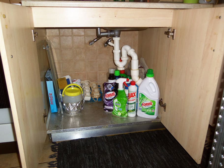 Είδη καθαρισμού/ cleaning stuff
