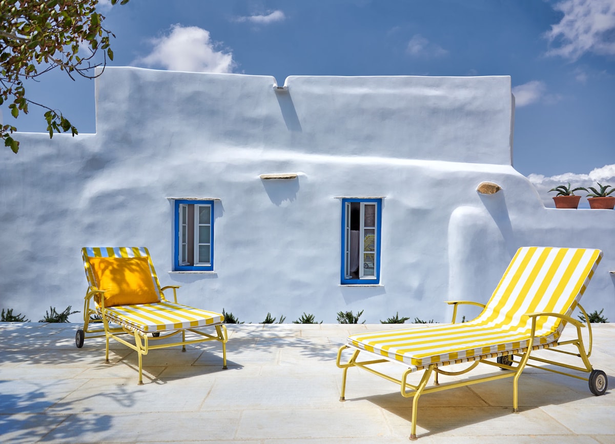 Casa Nisos — view 3