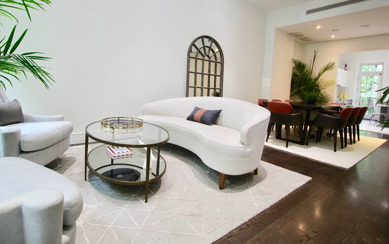 Private, Beautiful Upper Eastside Townhome