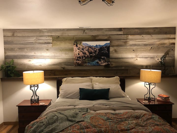 Գլխավոր ննջասենյակ 
Հայտնի գերհարմարավետ Queen