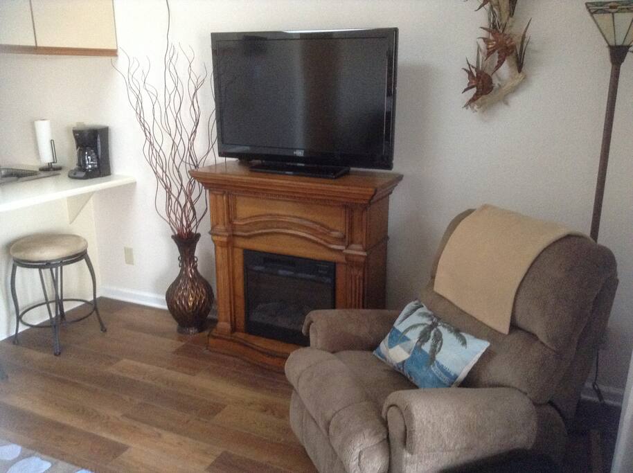 living room/kitchen counter