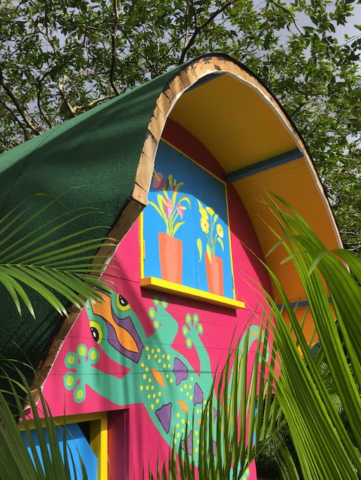 'Creole' Gypsy Style Caravan in the Rainforest