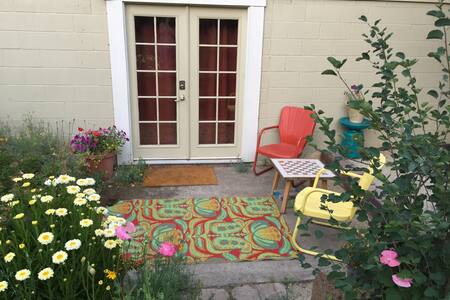 Larkspur Garden Apartment