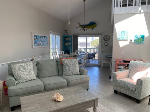 Successful Airbnb property: Sunset Beach island home - on canal! in Sunset Beach