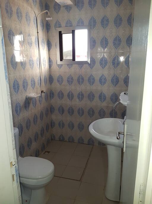 Toilettes visiteurs
